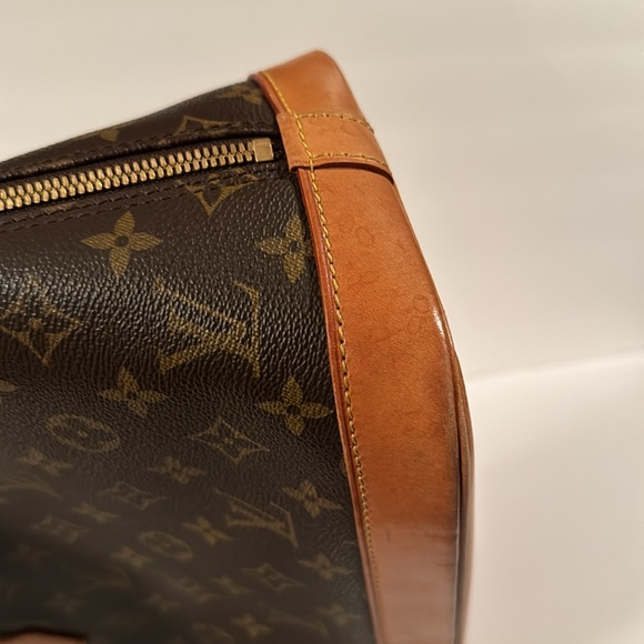 Louis Vuitton Alma - Picture 10 of 16